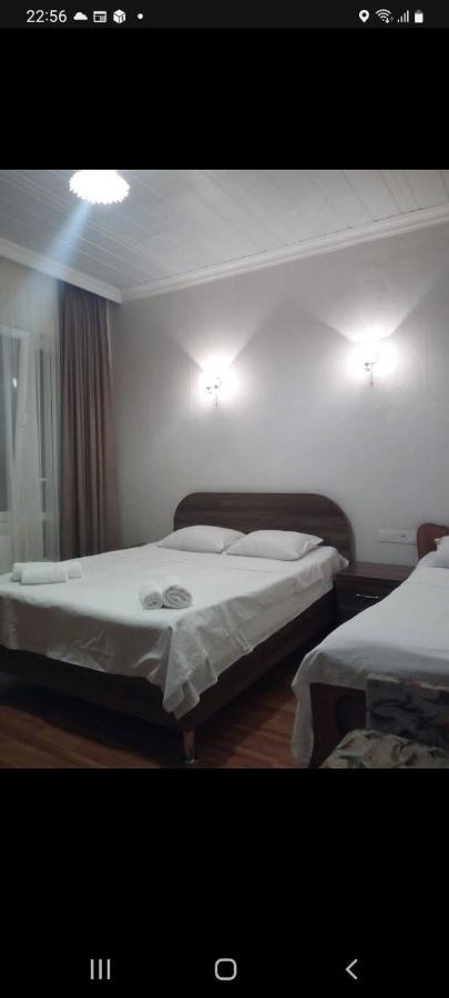Small Guest House Kvariati Exterior foto